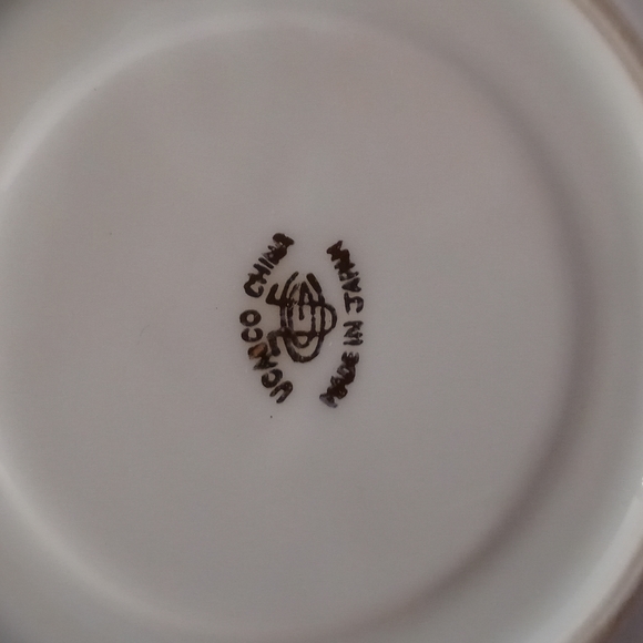 Vintage Ucagco China Hand Painted Gold Gilded Demitasse Cup and Saucer. Two Sets - Picture 8 of 8